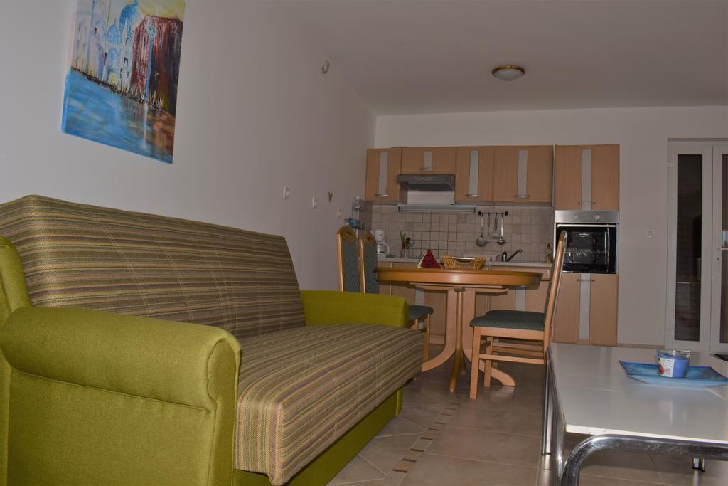 Apartments Blue Dream Malinska Εξωτερικό φωτογραφία